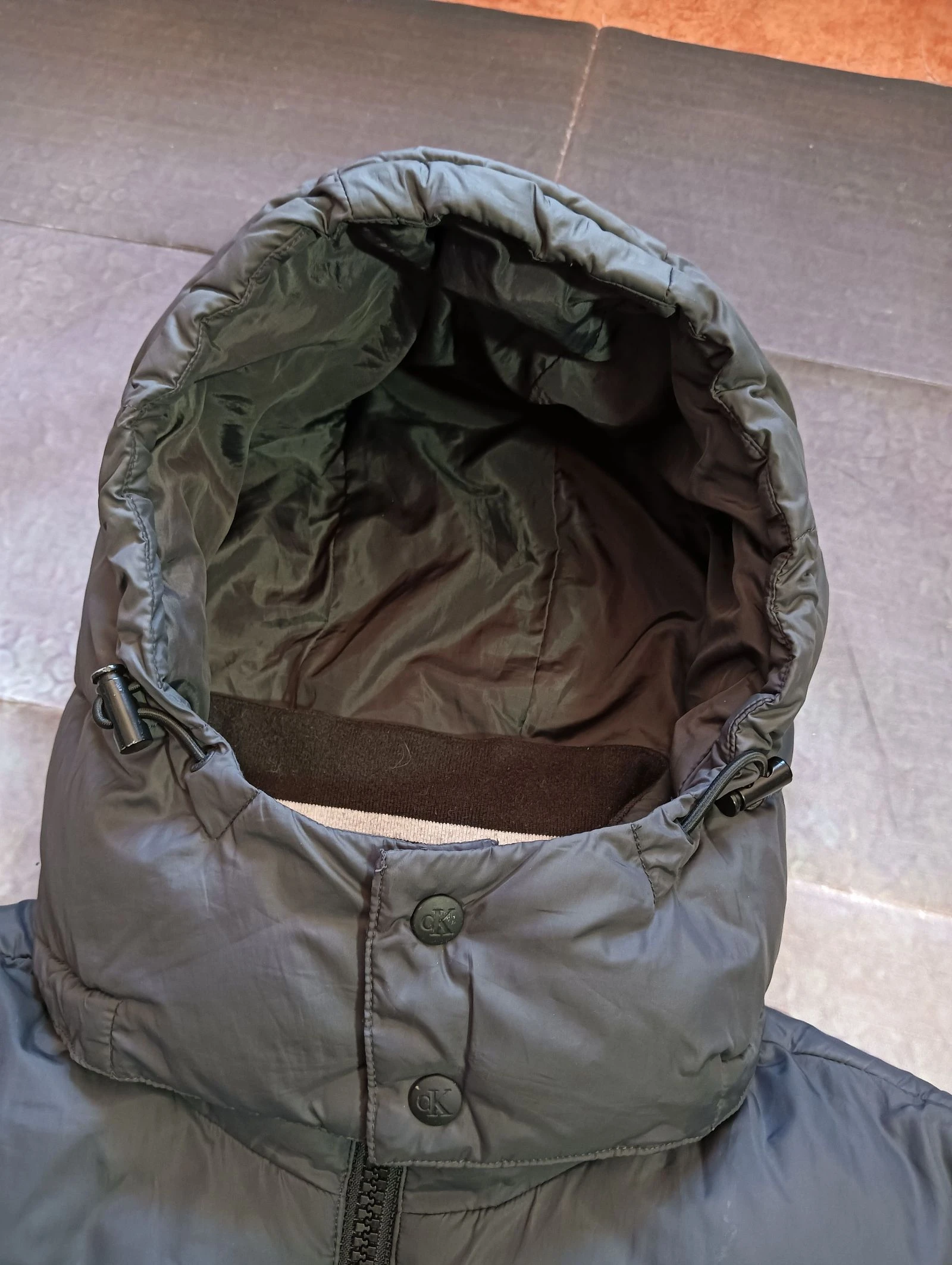 Puffer Calvin Klein Antracita Size M Premium  – photo 6